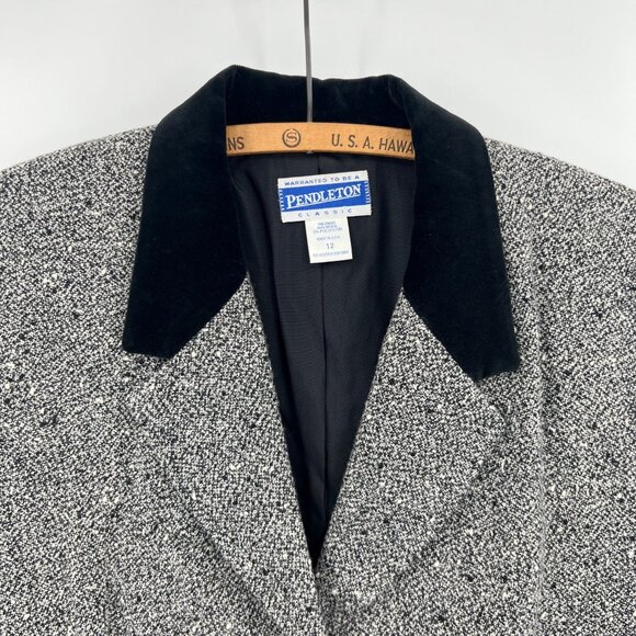 Pendleton Wool Blazer Size 12 Black Velvet Collar Vintage Made in USA Office - Picture 4 of 7